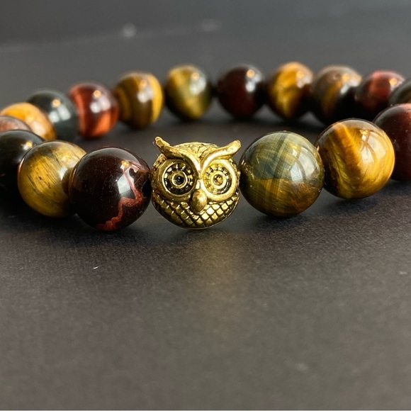 Tri Color Tigers Eye Gemstone Bracelet With Gold Owl Charm - Picture 6 of 6